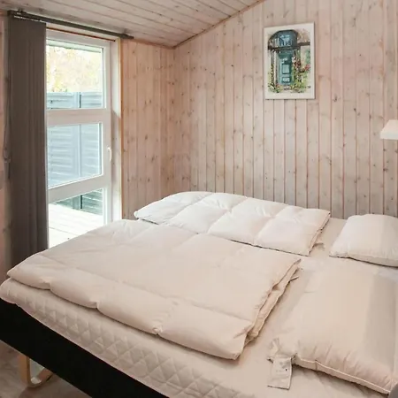 2 Bedroom Lovely In Prázdninový dům Samsø