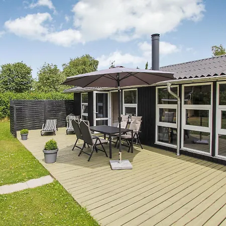 2 Bedroom Lovely In Samsø